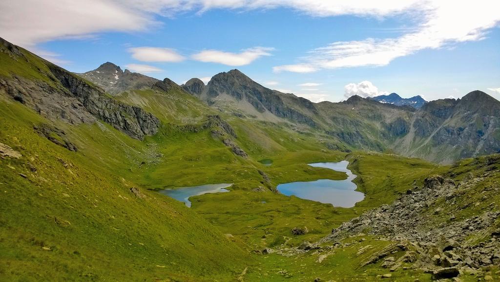 Le Coin Des Melezes - Nature & Trek - Camere In Baita Di Montagna Brusson Exteriör bild